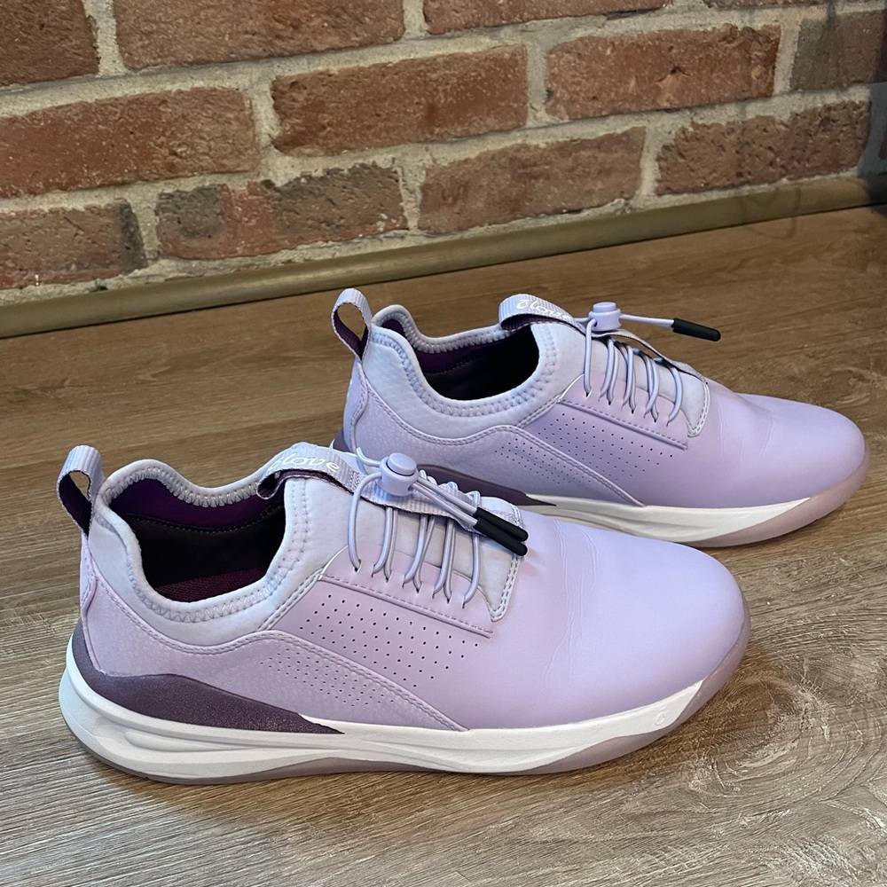 Clove women’s lavender shoe